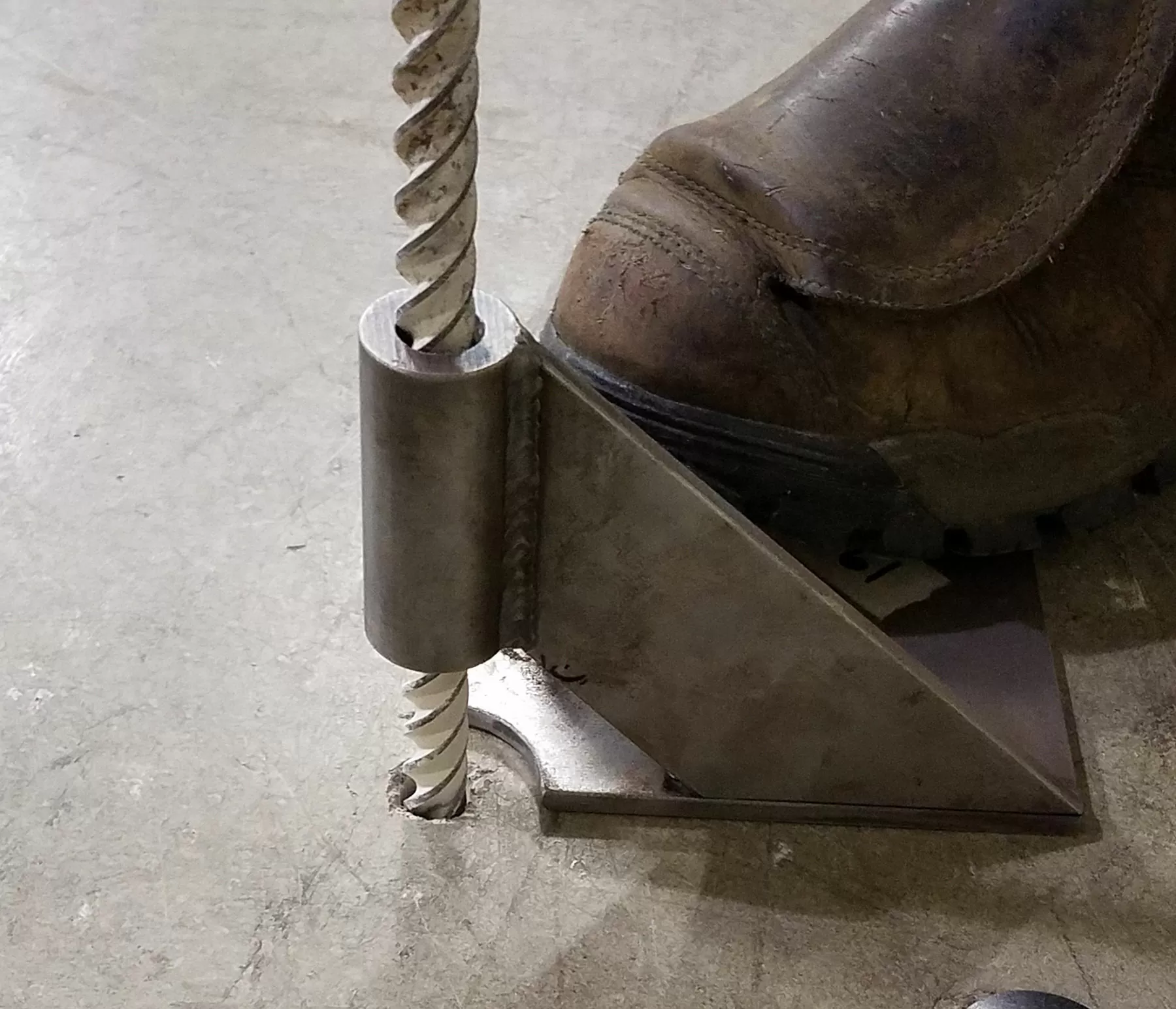 Stick-Up Vapor Pin® Drilling Guide - Image 3